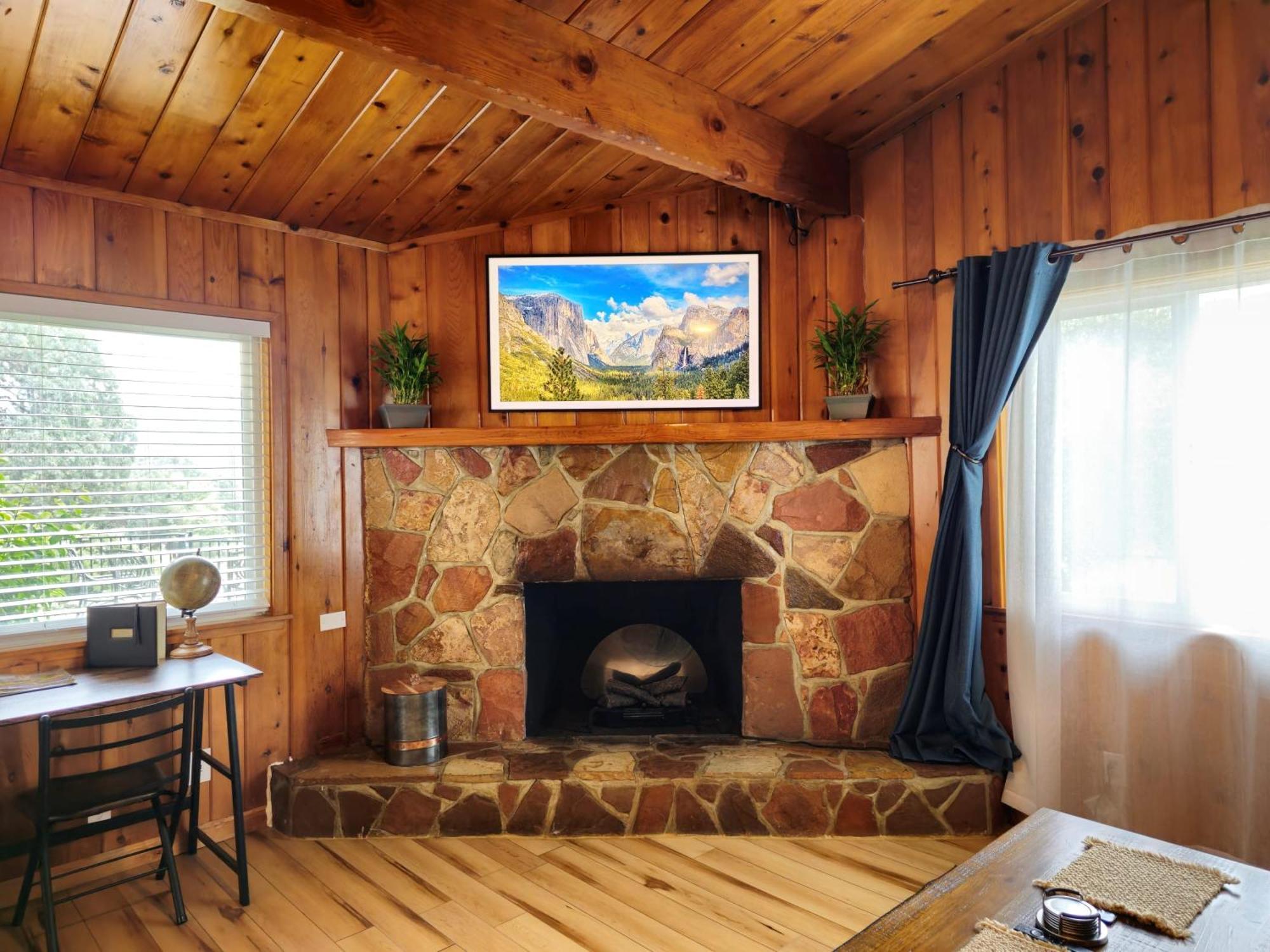 Rustic Yosemite Cottage-king Suite-mountain Views Holiday home