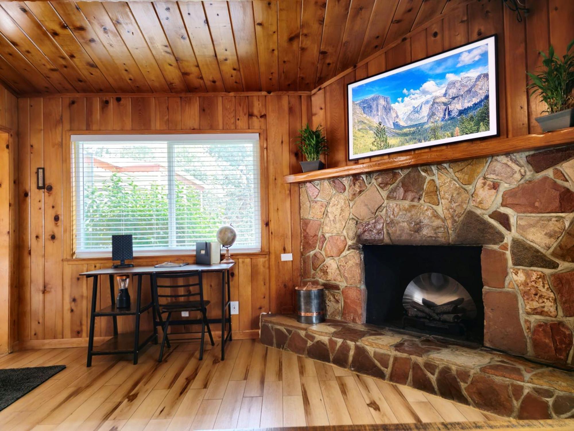 Rustic Yosemite Cottage-king Suite-mountain Views * Oakhurst